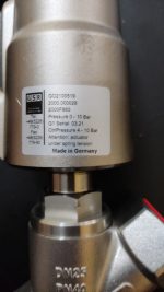 ⁦"1 Pneumatic Stainless Steel Angle Seat Threaded End Valve⁩ - الصورة ⁦2⁩