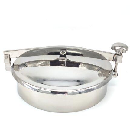 Round manhole cover with sight glass, also known as pressure manhole, has flanges or live sight glasses welded to the cap, which is widely used on large tanks and containers in the fields of dairy products, beer, food and beverage, biopharmaceuticals and so on .